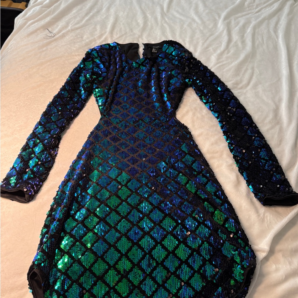 Elegant Sequin Long Sleeve Dress - Black and Green